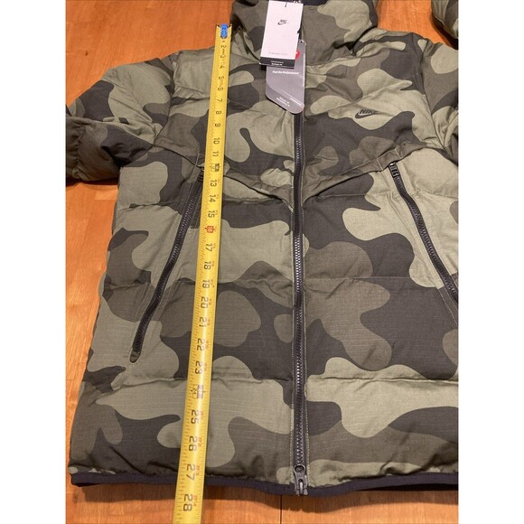 Nike Men Size Small ThermaFit Windrunner Puffer Jacket Green Camo DQ4935-222 - Picture 4 of 8
